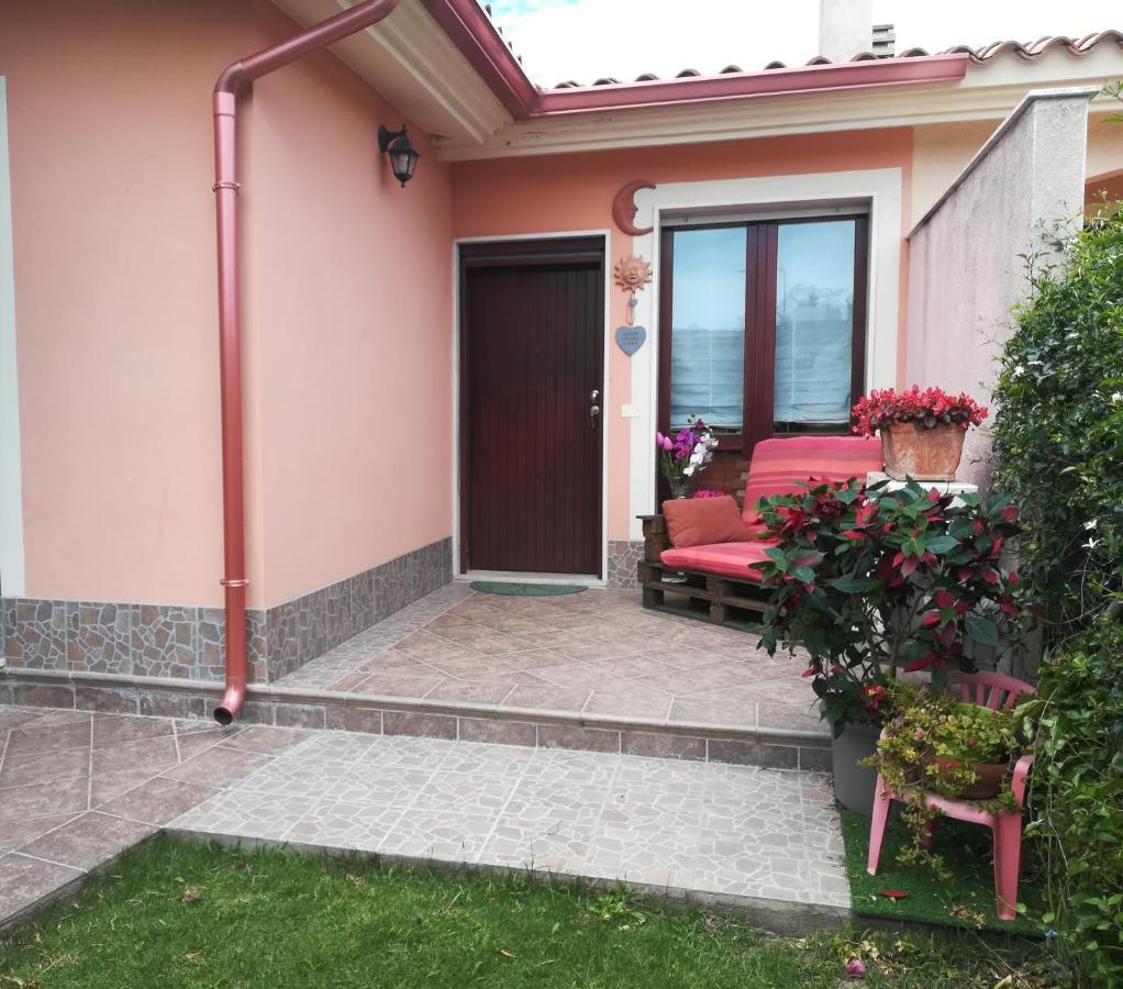 La Casa Di Eledo Villa La Maddalena  Buitenkant foto