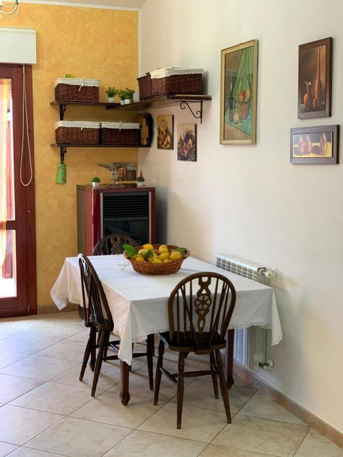 La Casa Di Eledo Villa La Maddalena  Buitenkant foto
