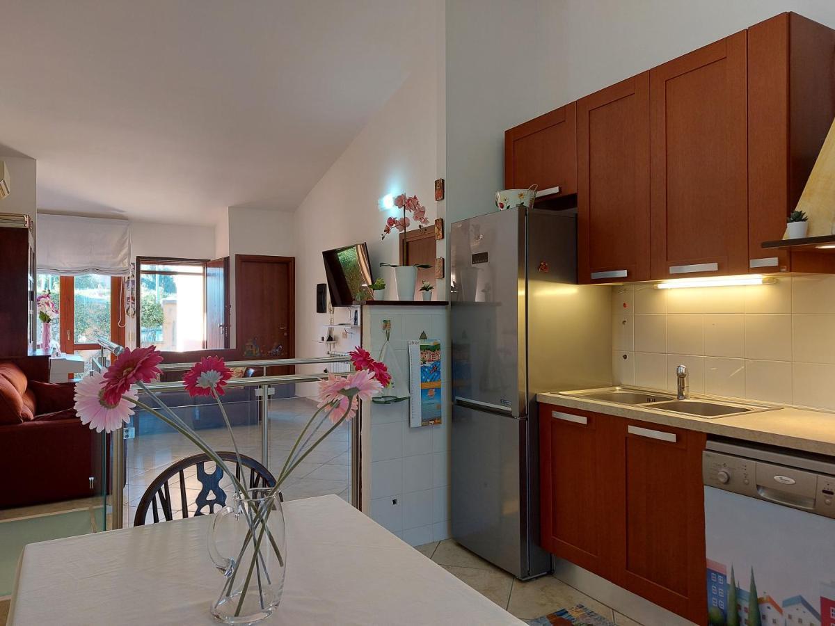 La Casa Di Eledo Villa La Maddalena  Buitenkant foto